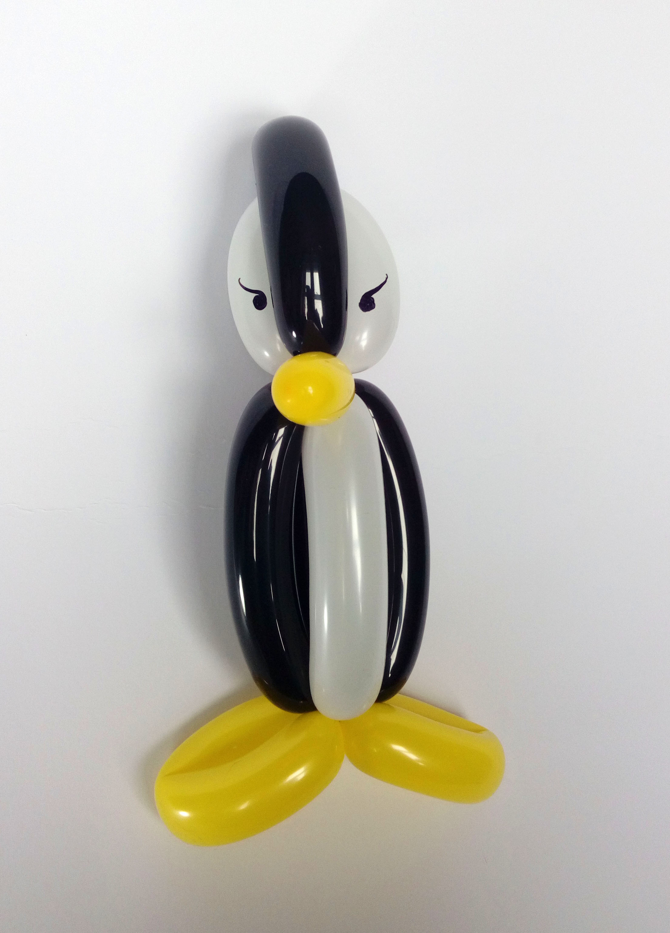 balloon modeller penguin